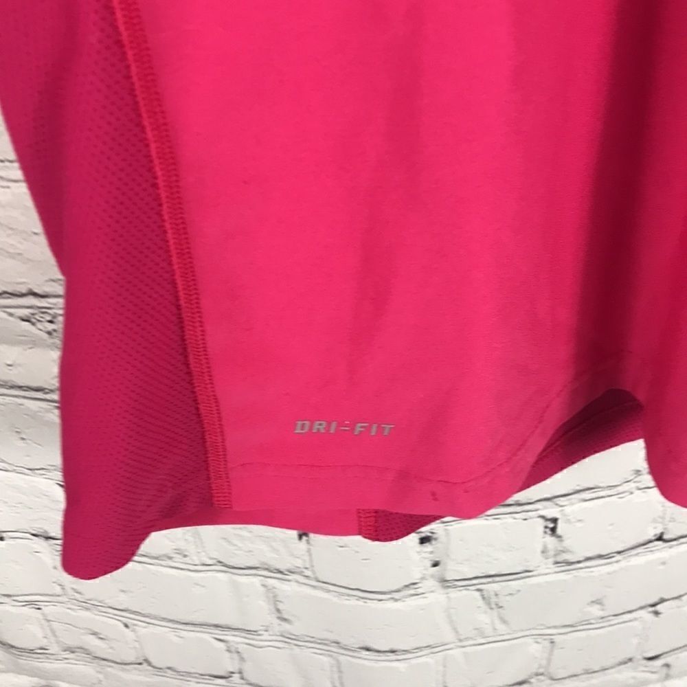 Nike Dri-Fit Running top EUC Size Small Fuchsia - Picture 5 of 6